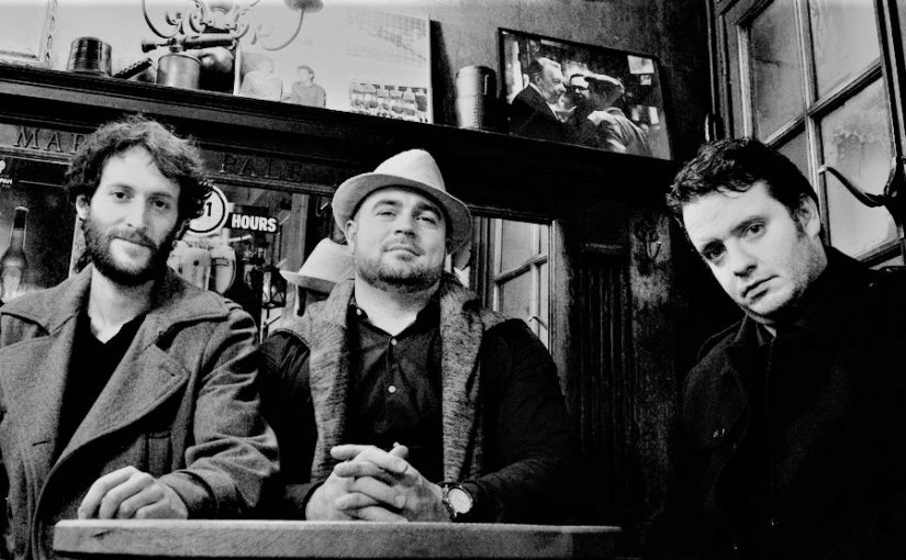 SCHMITT / IANNELLO / DUPONT Trio – Gipsy jazz : « Rire avec Charlie »